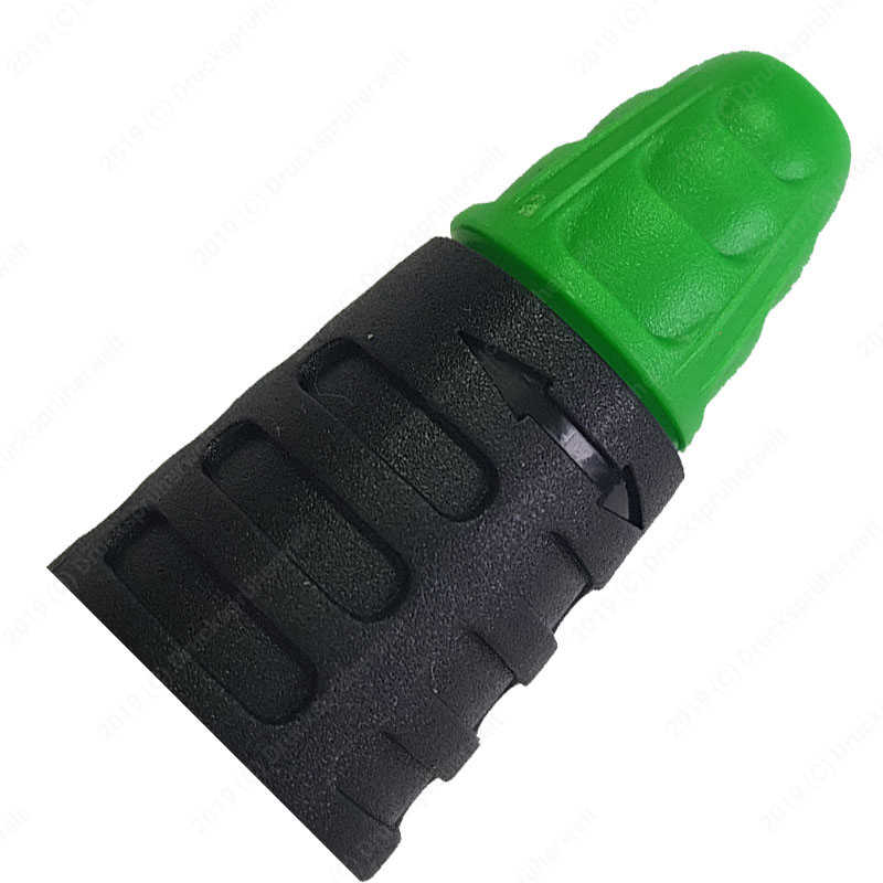 Verstellbare grün-schwarze Düse für Marolex Drucksprüher, stufenlos einstellbar vom feinen Sprühnebel bis hin zum kräftigen Punktstrahl für präzises Arbeiten